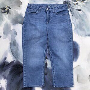 Lee Riders Women's Size 6M Midrise Capri Jeans Blue Light Wash Stretch